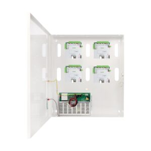 Behuizing met 10A geschakelde voeding met 4 Paxton10 deurcontrollers